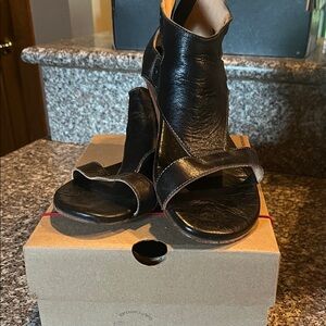 Bed Stu Black Leather Open-Toe Cutout Sandal Booties
